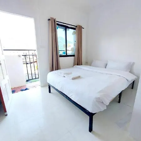 Bao Patong Beach Phuket 3